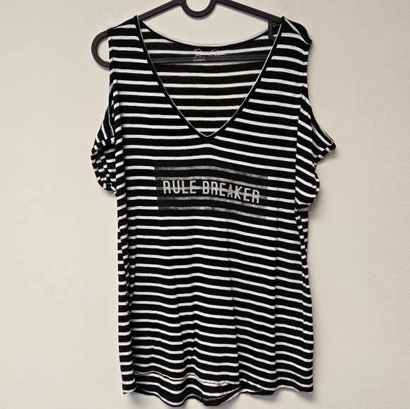 Jessica Simpson Rule Breaker Cold Shoulder Top Black Stripes M - Picture 2 of 8